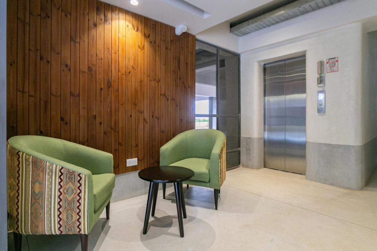 Kozi Suites Nairobi Airport Syokimau Kültér fotó
